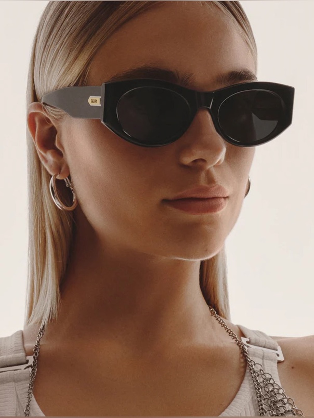 QUAY AUSTRALIA So What Doe/Tan Retro 90’s Oval Sunglasses Exclusive Color Way - Picture 4 of 7